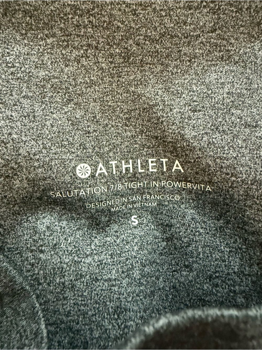 Athleta Salutation 7/8 Tight in Powervita - Picture 5 of 5